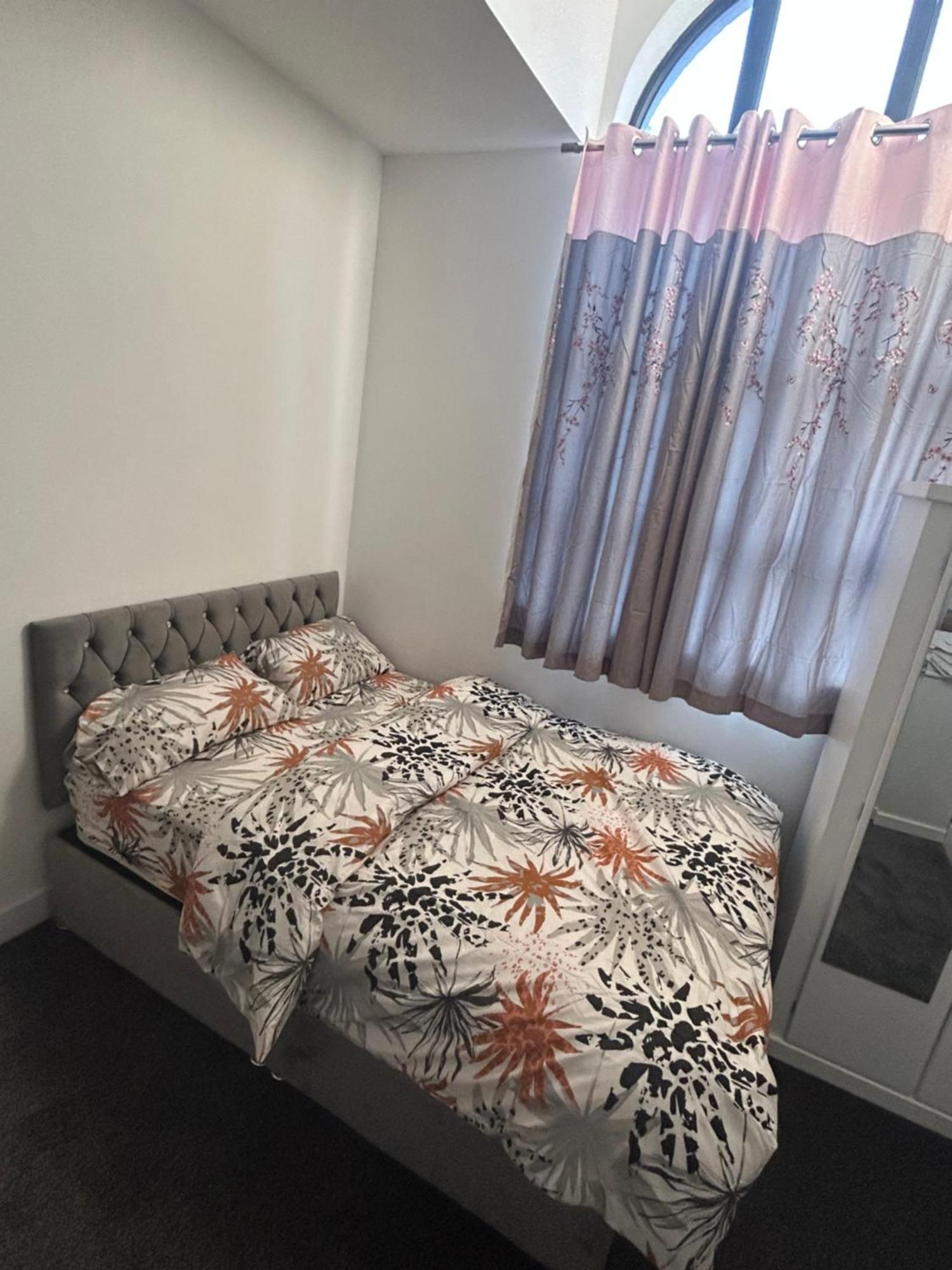 Lovely 1 Bed Apartment In Salford Manchester Eksteriør bilde