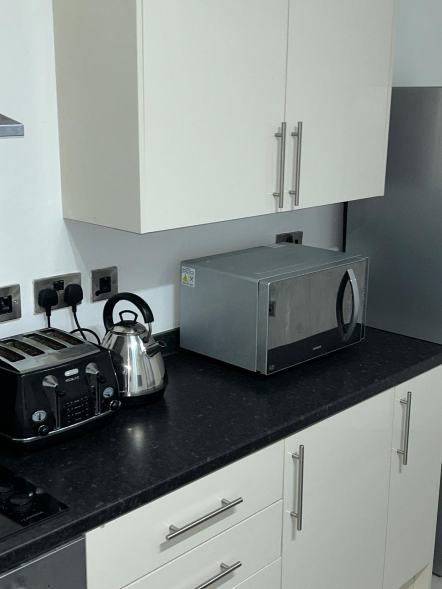 Lovely 1 Bed Apartment In Salford Manchester Eksteriør bilde